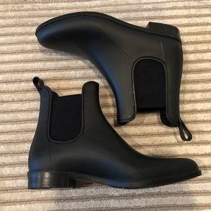 Black Ankle Rain Boots